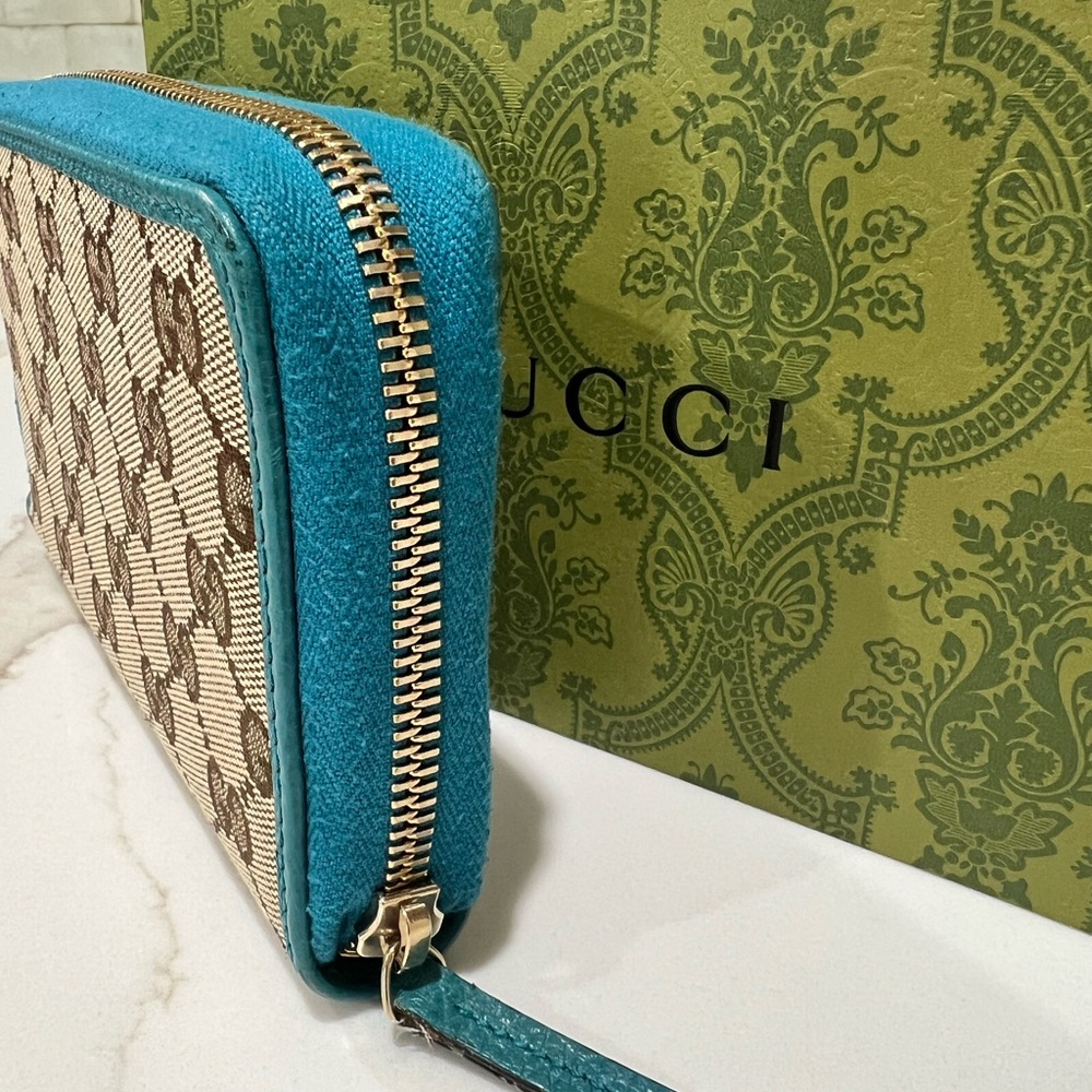 Gucci Brown Monogram Canvas Zipper Wallet with Teal Trim - Picture 3 of 8